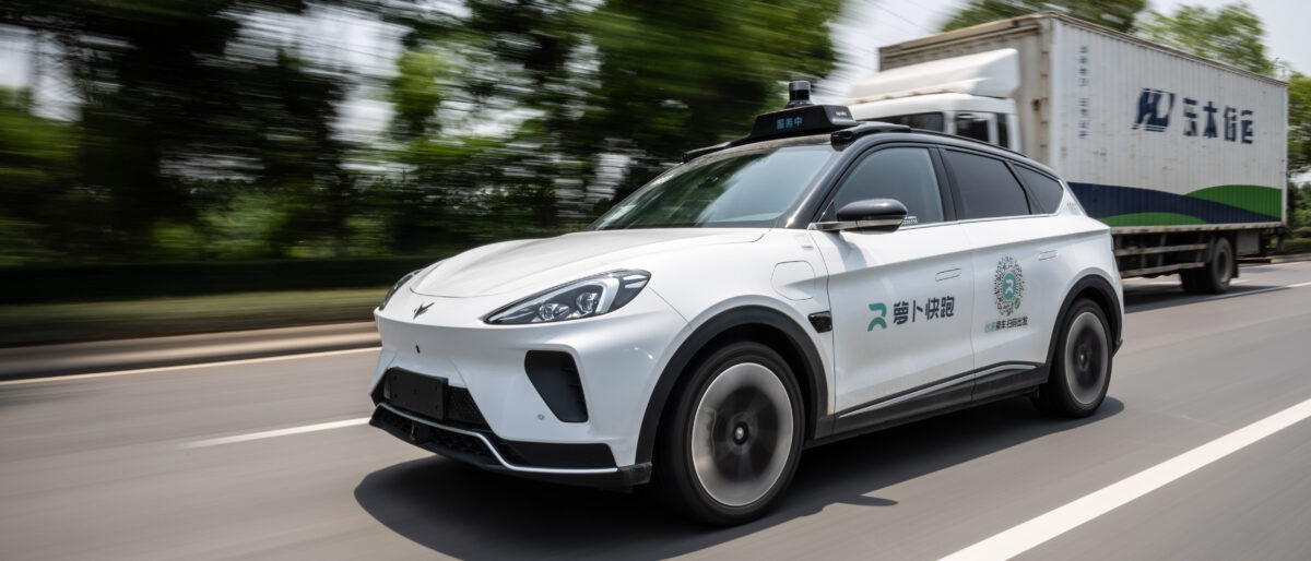 Robotaksówki Baidu zablokowały ruch uliczny w chińskim mieście